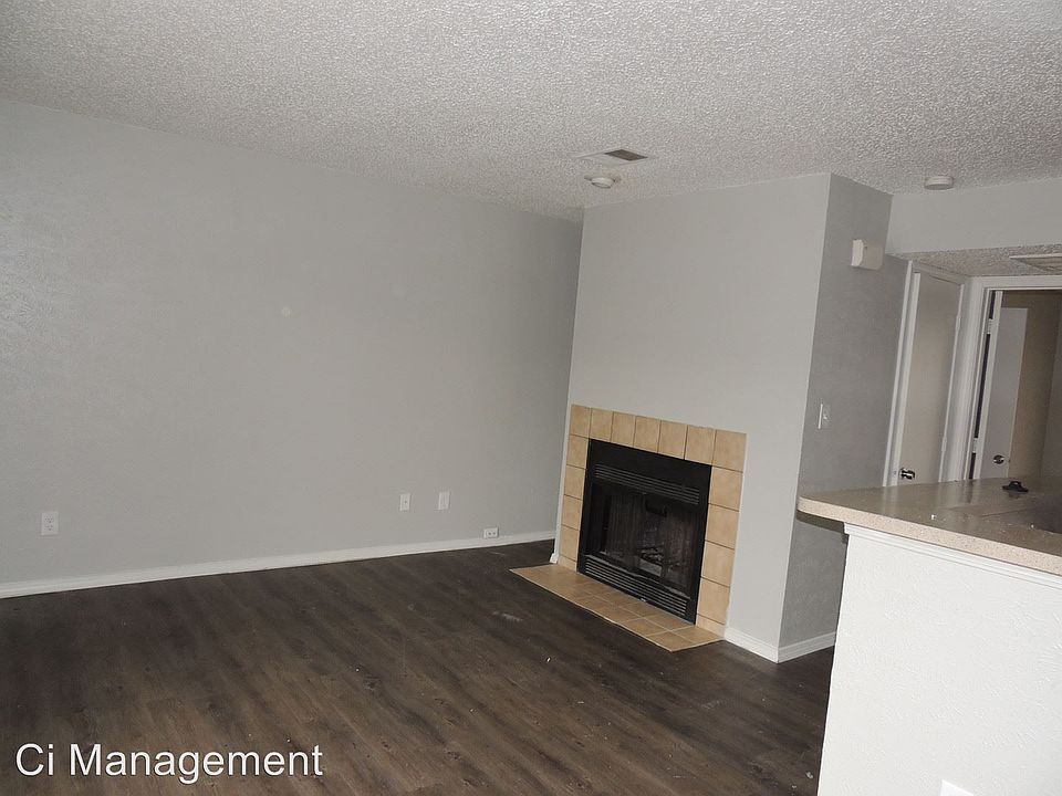 2nd image of 6526 Ridgecrest Rd #206