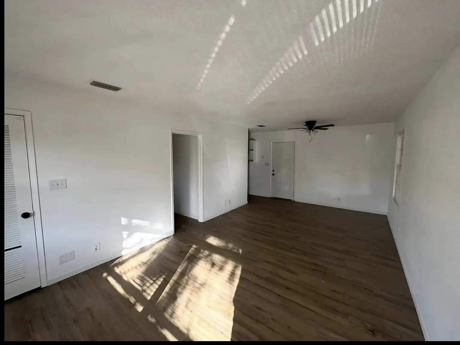 3 bed, 1150 sqft, $2,000 — Photo 3