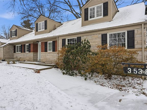 2nd image of 3538 Overhill Dr NW