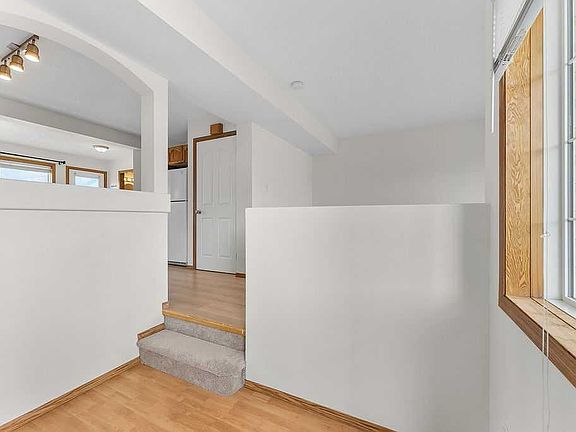 2nd image of 108 S Everstone Rise SW