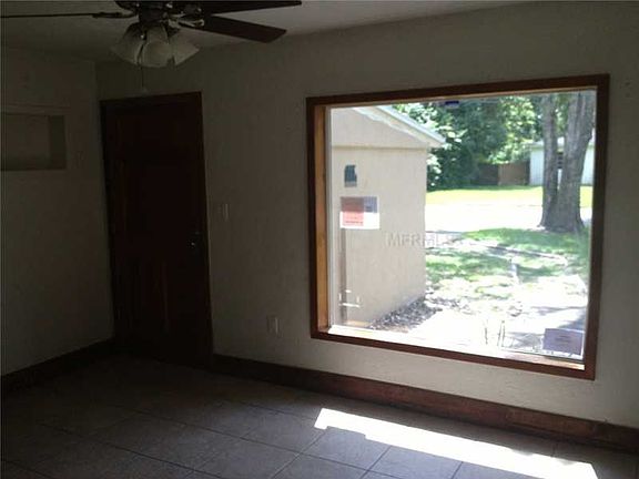3rd image of 2405 Willow Ave
