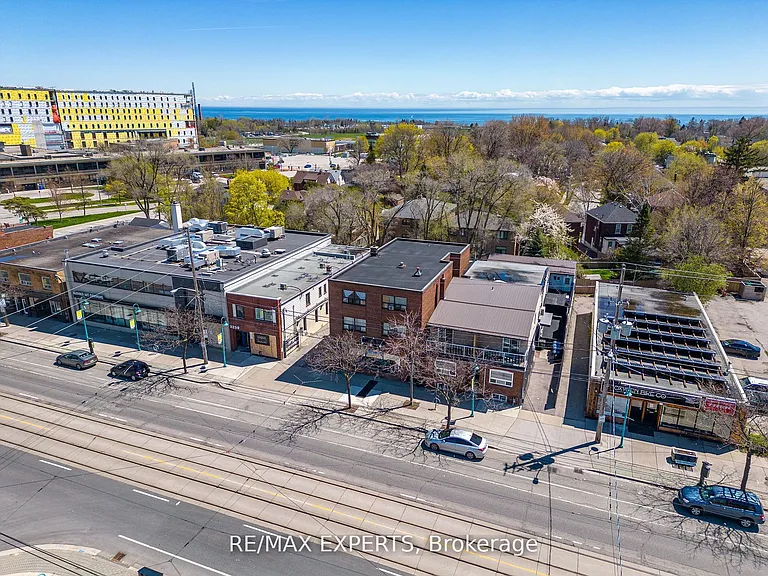 3261A Lakeshore Rd W #101 — Photo 3