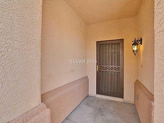4th image of 2721 Sonador St