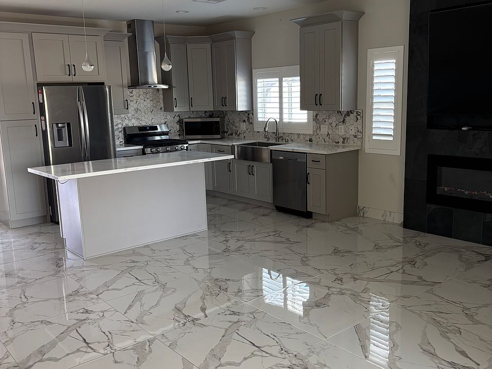 2nd image of 6327 E Dixileta Dr