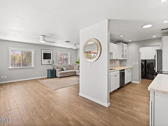 2nd image of 4459 E VOLTAIRE Avenue