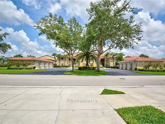3rd image of 6770 Huntington Lakes Cir APT 201