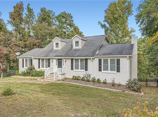 8953 Dornoch Cir, Winston, GA 30187