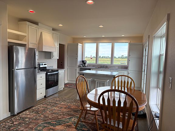 Dining and kitchen area