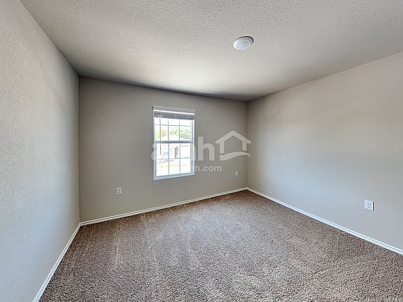 3rd image of 4422 Meadowland Pl