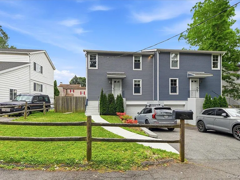 736 Pelhamdale Ave — Photo 2
