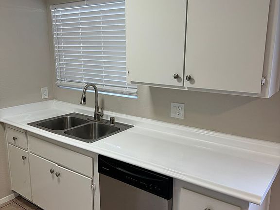 4th image of 13062 Wilson St APT 4