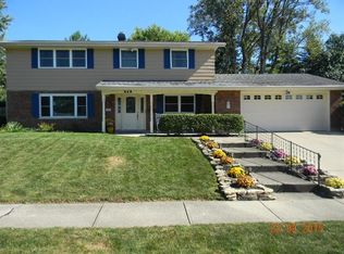 612 Sartell Dr, Fairborn, OH 45324
