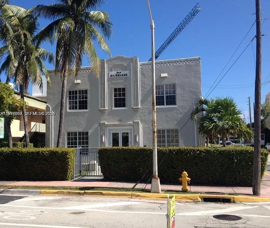 1 bed, 500 sqft, $2,200 — Photo 1