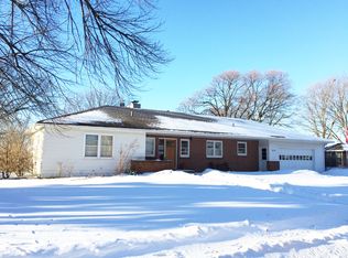 619 Valley View Drive, Vermillion, SD 57069