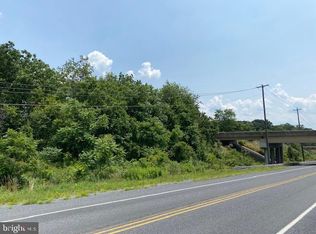 1700 Lambs Gap Rd W, Mechanicsburg, PA 17050