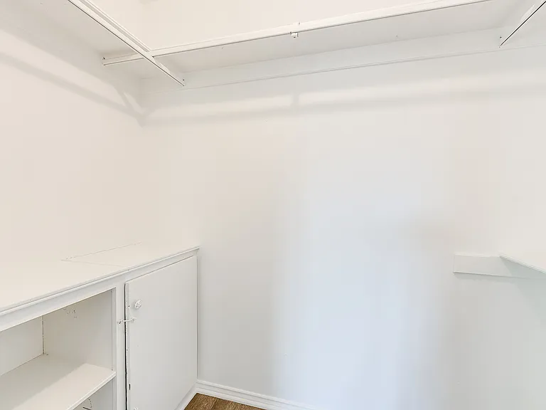 4132 NW 36th St #6 — Photo 10