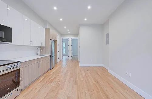 435 Quincy St #2F Photo 1