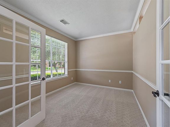 5th image of 531 N Elder Grove Dr