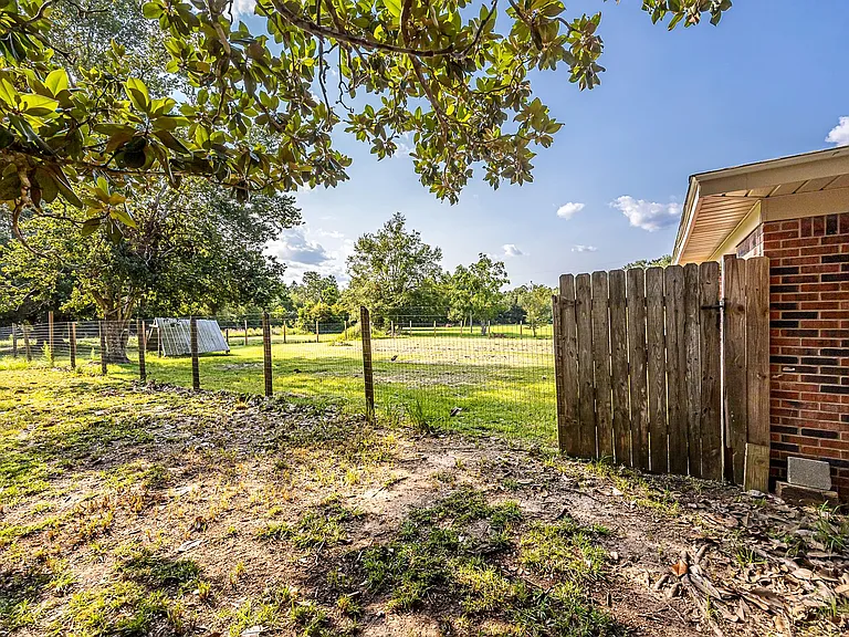 5836 Slater Cir — Photo 62
