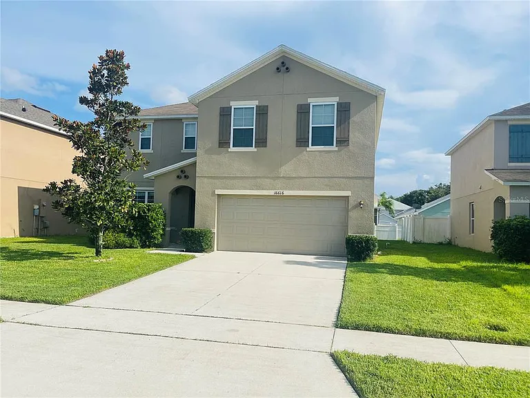 16616 Broadford Ln — Photo 1