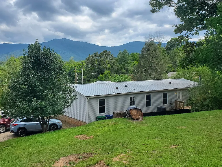 36 Lake Eden Cir — Photo 3