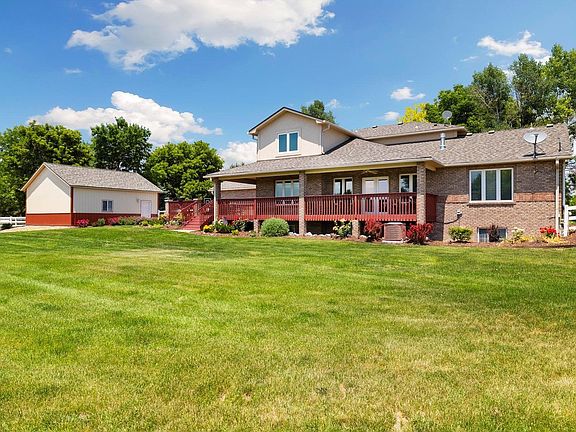 3rd image of 3806 Singletree Ct