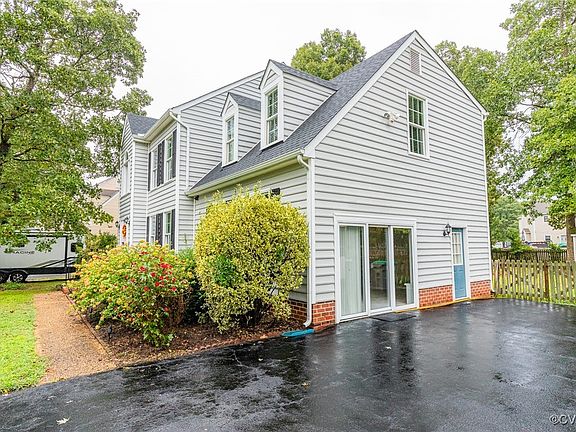 3rd image of 11128 Countryside Ln