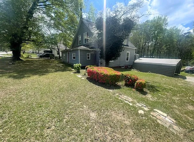 10 bed, 2181 sqft, $500 — Photo 2