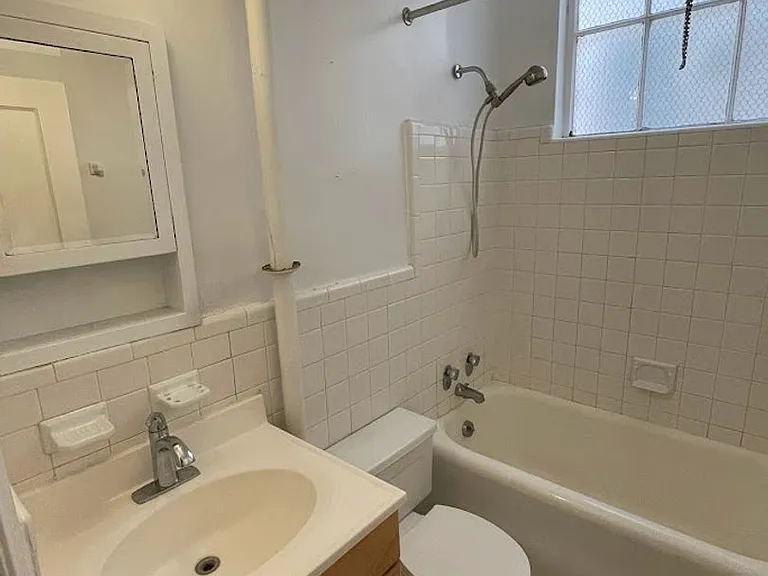 2032 Belmont Rd NW #505 — Photo 15