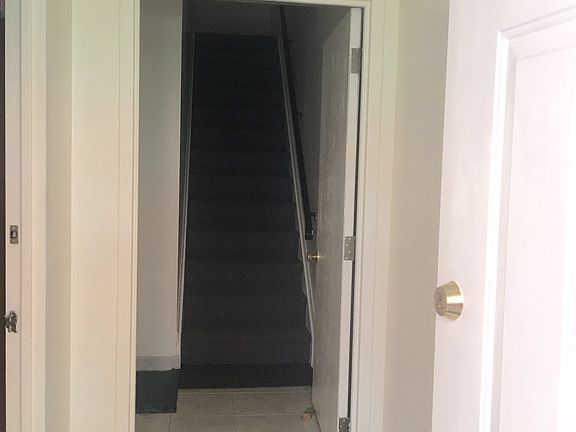 2nd image of 1430 33rd Ave