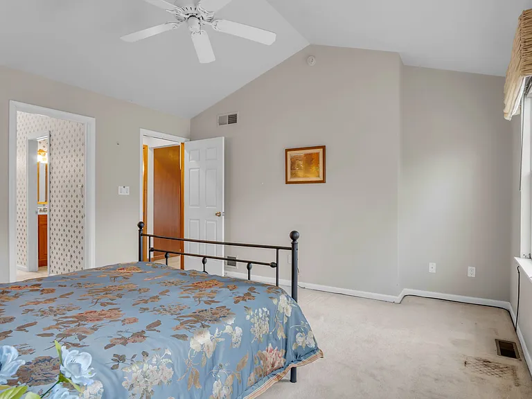 1301 Colonial Club Dr #C — Photo 17