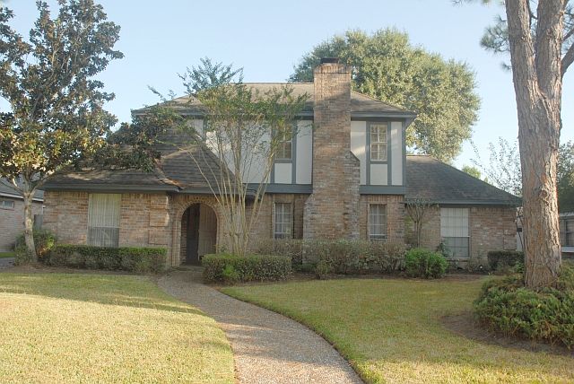 1st image of 4811 Guster Dr