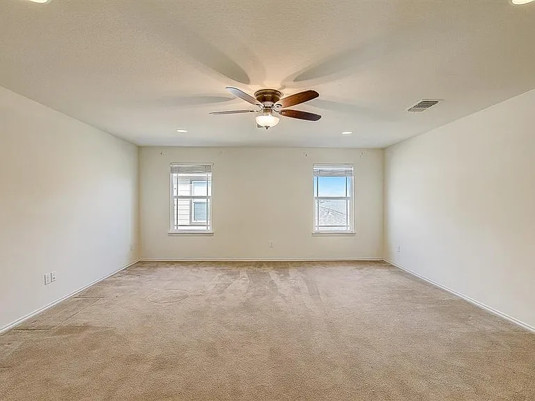 5912 Sardinia Dr — Photo 16