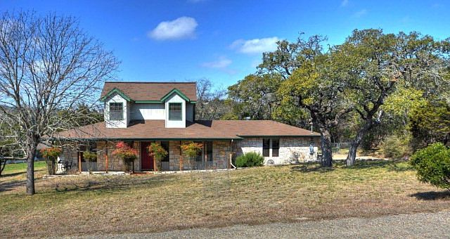 1st image of 124 Catalina Ct