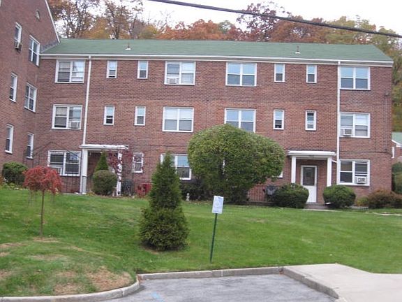 3rd image of 177 White Plains Rd APT 79D