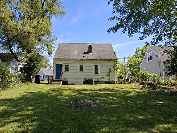 2nd image of 2319 Argyle Dr