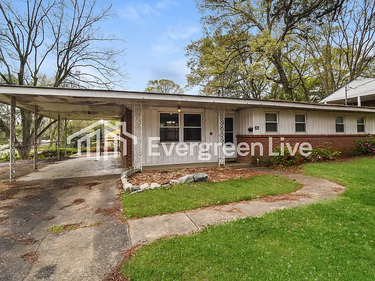 3678 Windemere Dr — Photo 1