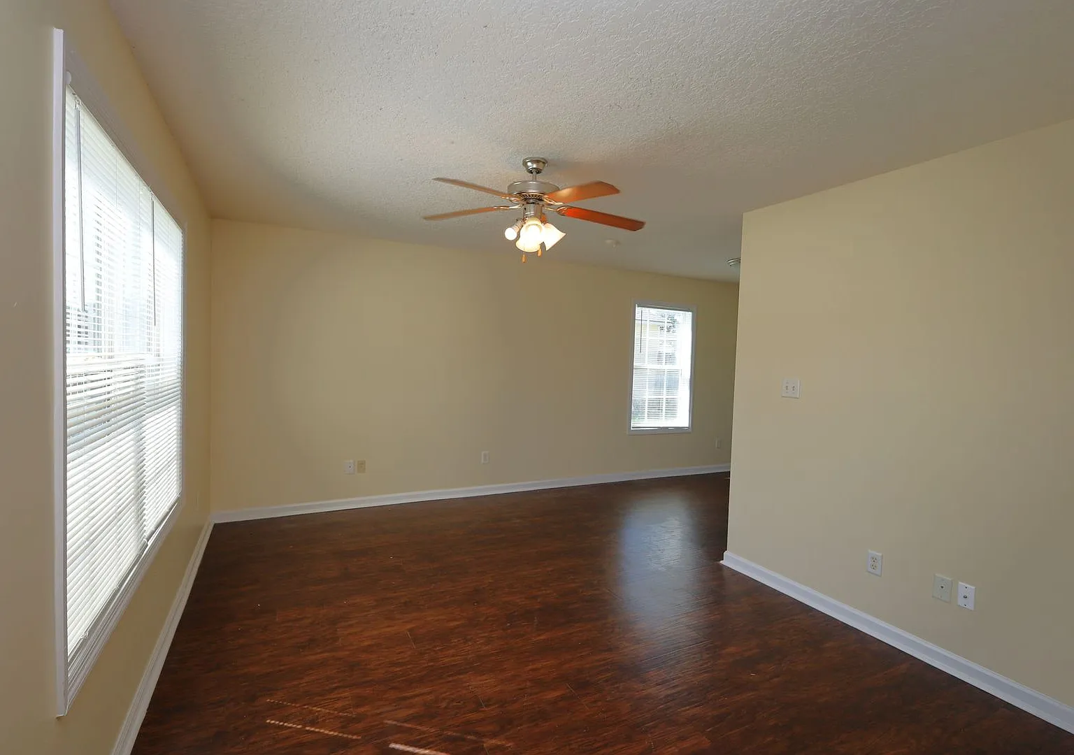 1801-B Chestnut Dr. — Photo 4