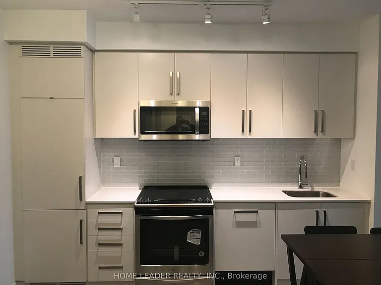 5180 Yonge St #1803 — Photo 11
