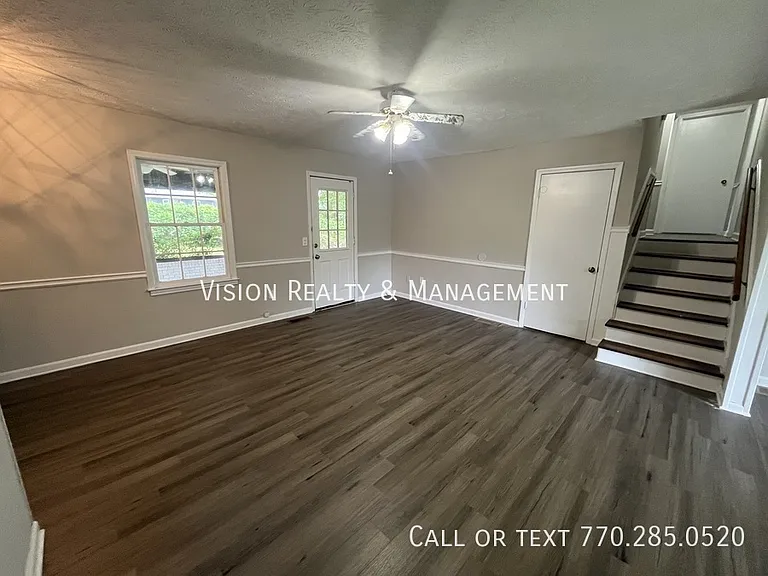 153 Carroll Cir — Photo 10