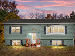 42 Eaton Dr, Buxton, ME 04093