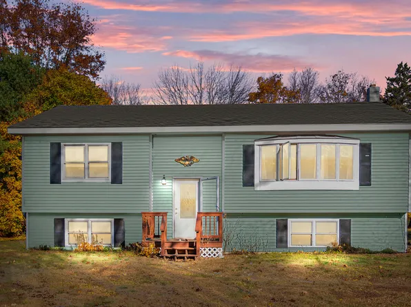 42 Eaton Drive, Buxton, ME 04093