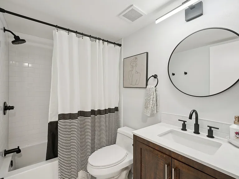 Guest bathroom.
