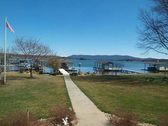 4th image of 263 Key Lakewood Dr