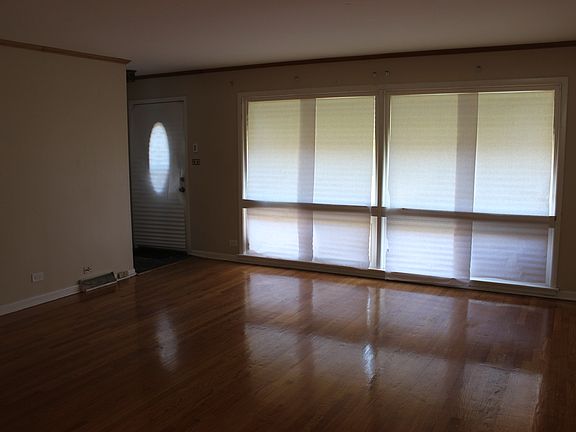 3rd image of 5222 Cleveland St