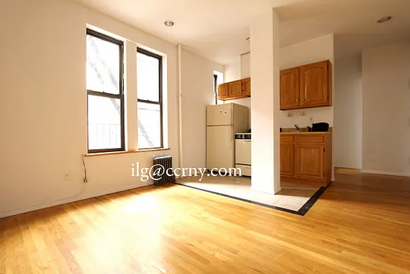 Rented by City Connections Realty | media 28