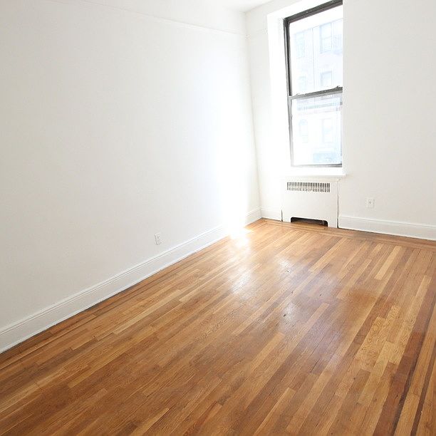 1st image of 338 Bedford Ave