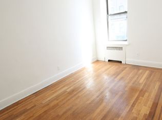338 Bedford Ave, Brooklyn, NY 11249