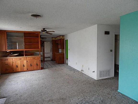 2nd image of 1802 Elza Dr