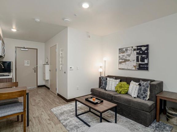 3rd image of 7798 Starling Dr #332